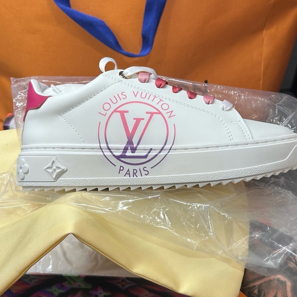 Louis Vuitton casual sneaker - Picture 2 of 10